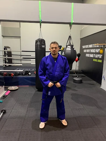 Kubilay Kaya - Bursa Dövüş Spor Salonu Baş Antrenörü, Wushu ve Kick Boks Şampiyonu